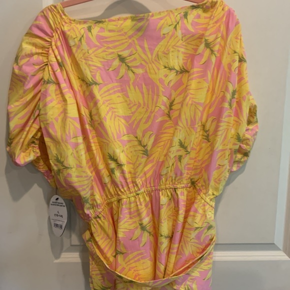 Runched sleeve peplum - Picture 2 of 5